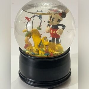 Mickey Mouse & Pluto Snow Globe Music Box Plays “Deck the Halls” Enesco Disney